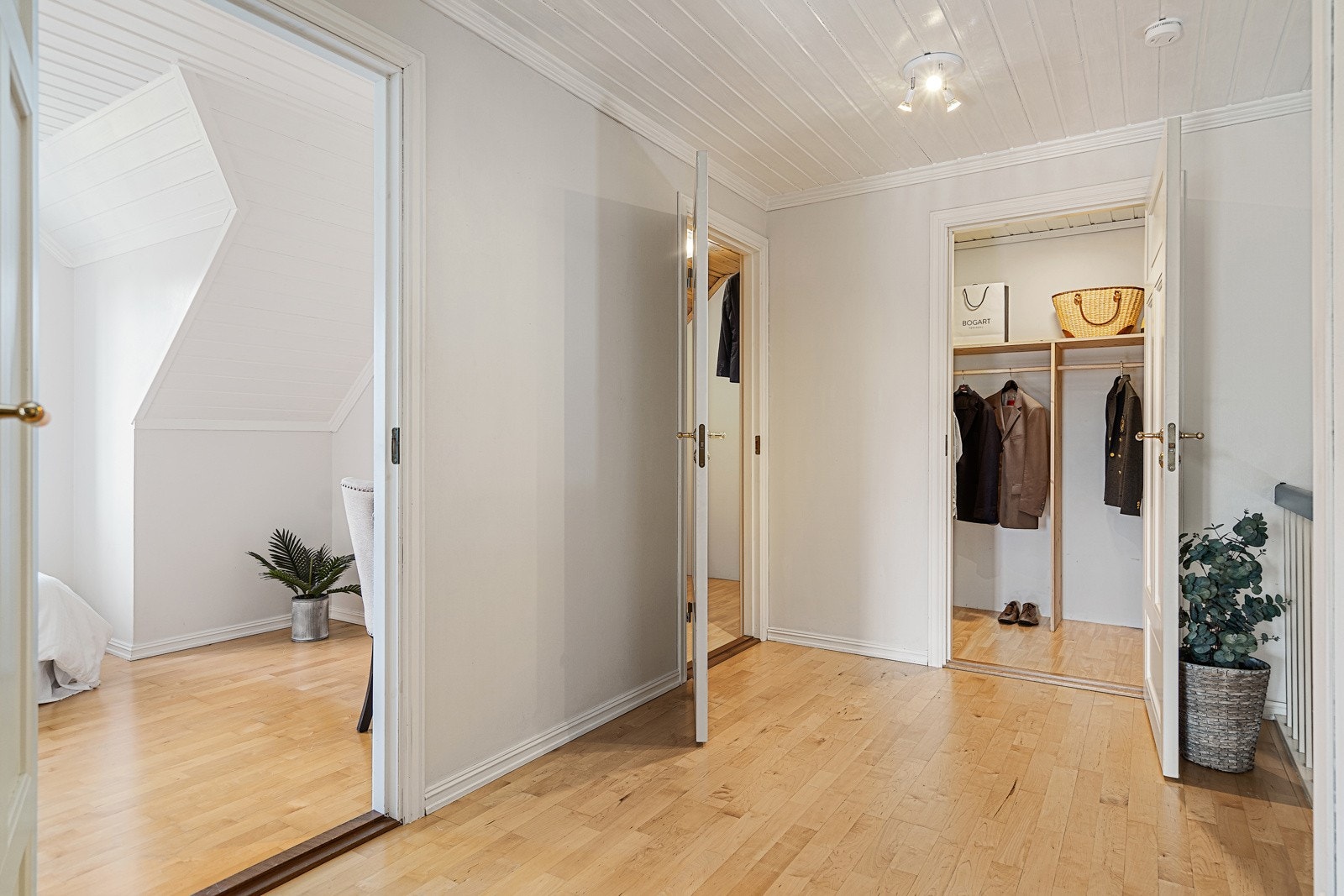 2. etg med 2 soverom, bad og div bodrom Galleribilde