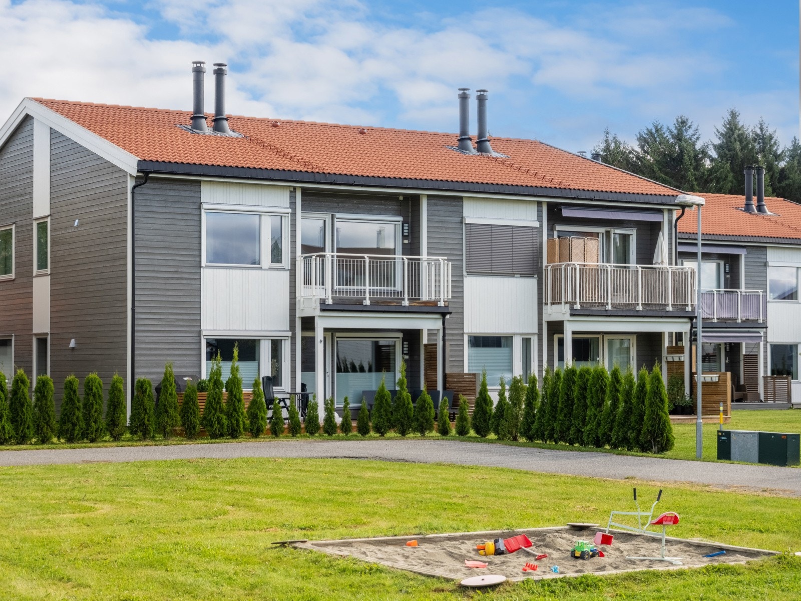 Leiligheten ligger i Peter Sinneruds veg 130 og er et attraktivt område i Sandvika. Galleribilde