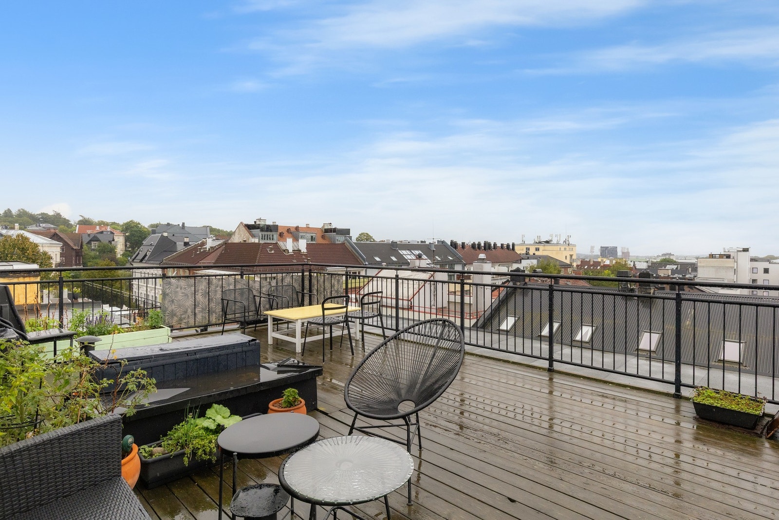 Sentralt beliggende leilighet med felles takterrasse Galleribilde