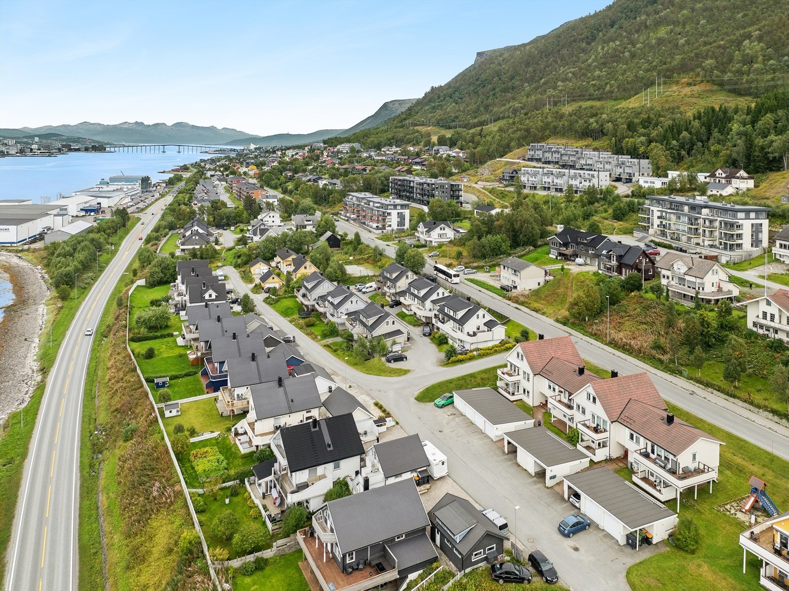 Selmalund ligger på Gammelgård, like sør for Tromsdalen og Tromsøya Galleribilde