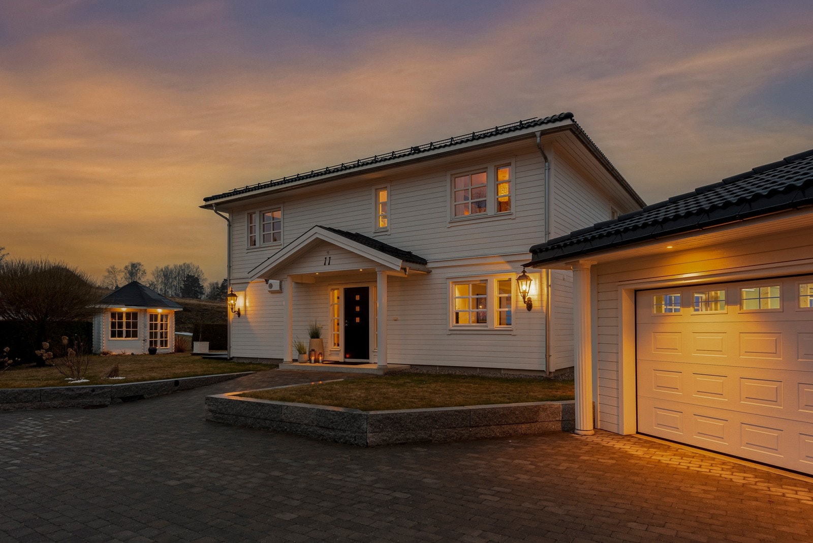 Dette er en bolig hvor hele familien har plass både innvendig og utvendige Galleribilde