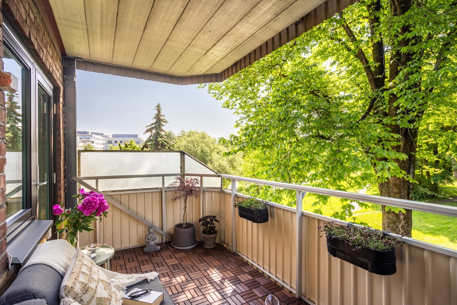 En nydelig 3-roms leilighet med stor balkong beliggende rett ovenfor Akerselva. Galleribilde