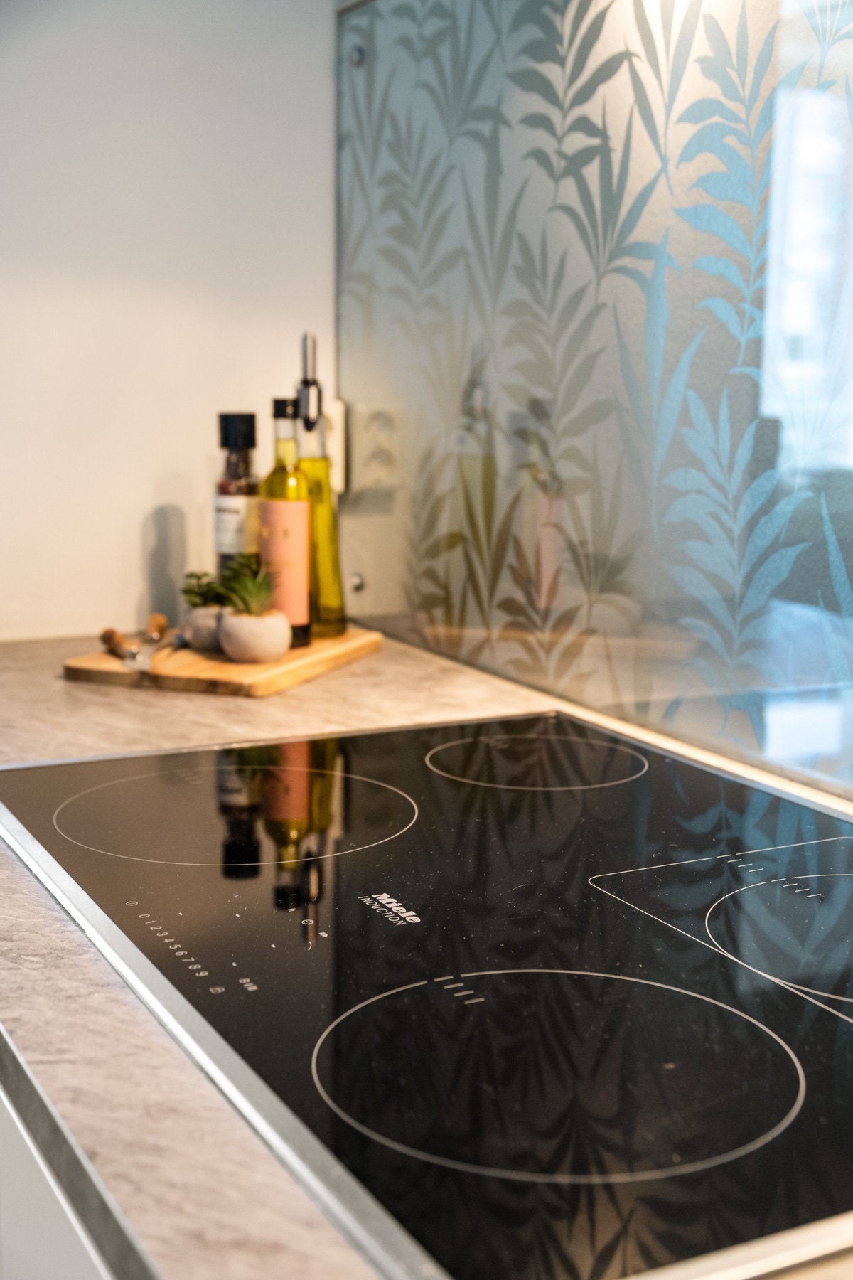 Stor platetopp fra Miele Galleribilde