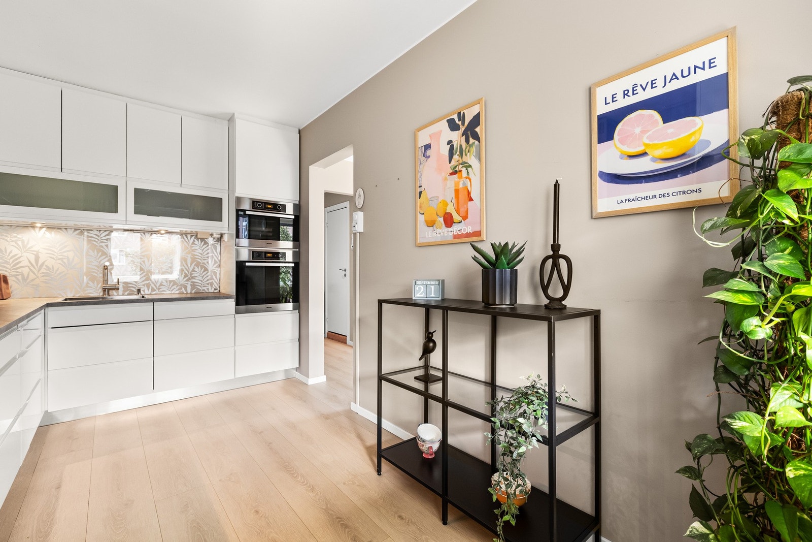 Plass til spisebord på kjøkken Galleribilde