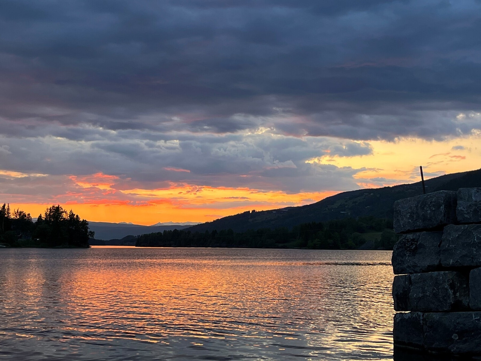 Ulnes - selgers bilde Galleribilde