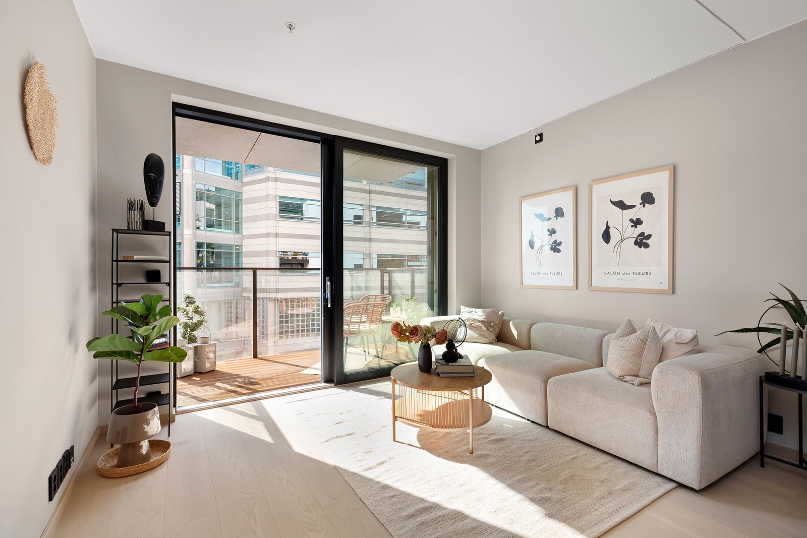 Velkommen til Prinsessealléen 2A! Splitter ny og ubebodd 4-roms selveier på populære Skøyen med moderne fasiliteter av høy standard, bygget etter TEK-17. Galleribilde