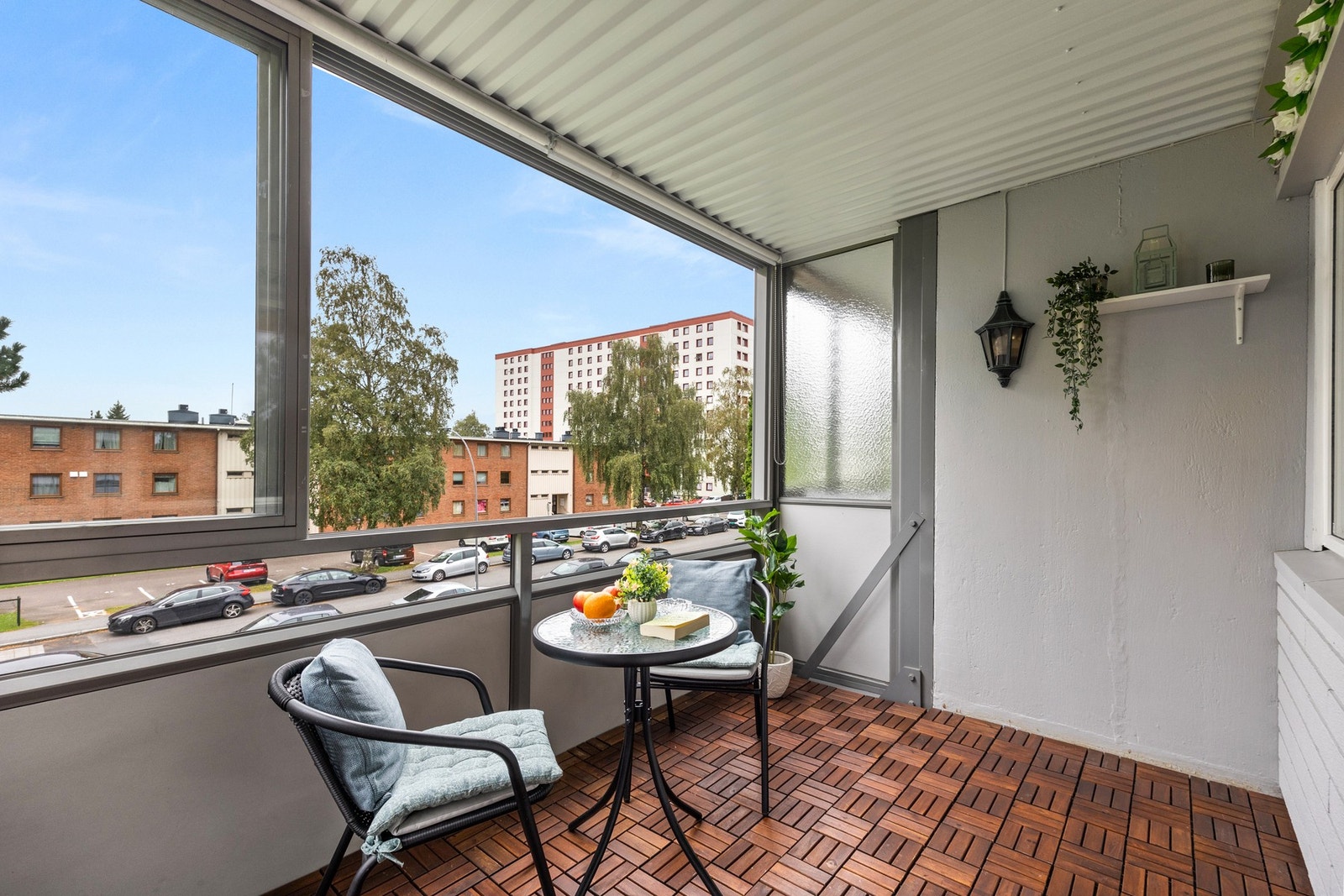 Nordvendt, innglasset balkong på ca. 7 kvm gir ekstra bruksareal og mange muligheter. Galleribilde