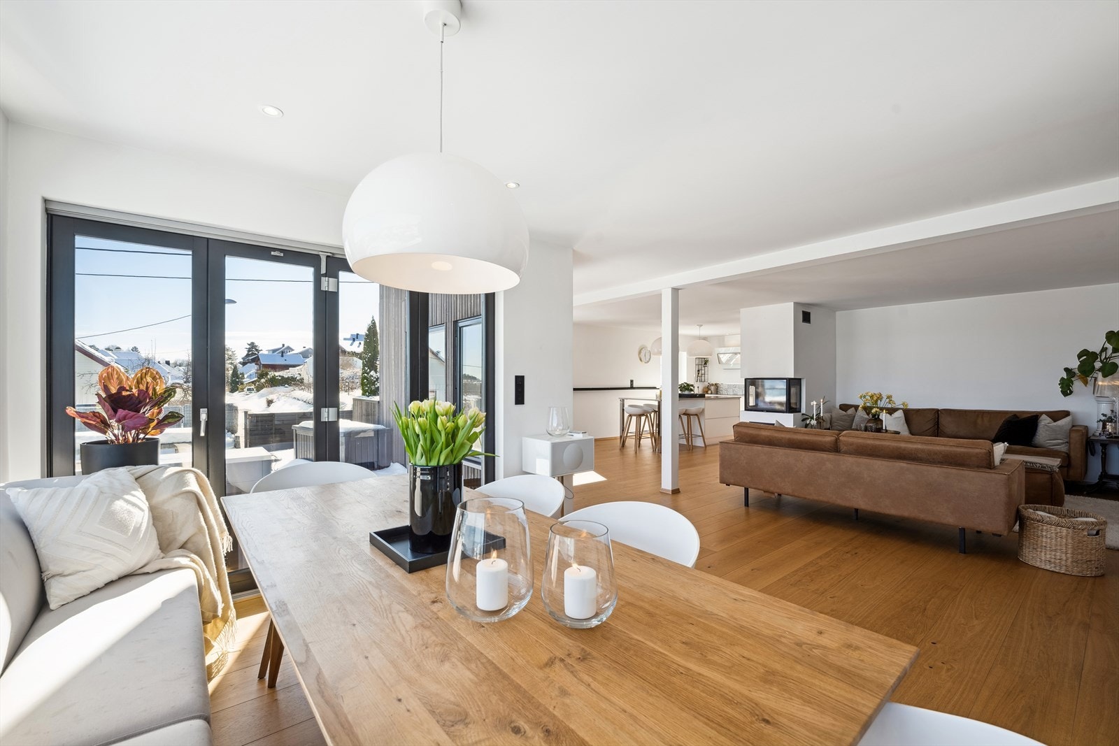 Koselig spisestue Galleribilde