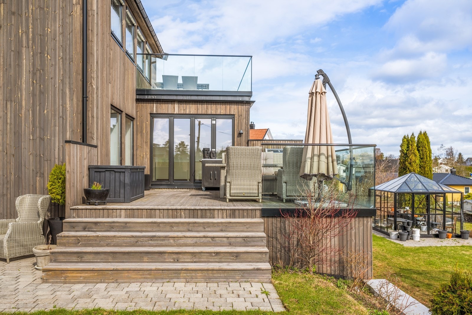 Nedgang til hage Galleribilde