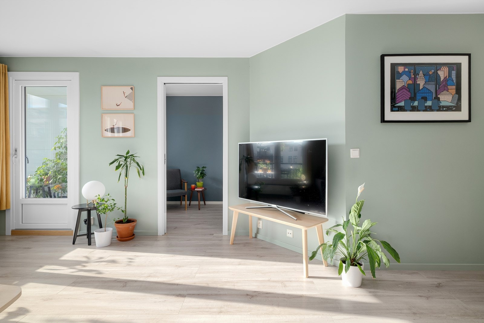 Leiligheten har en god planløsning med en naturlig flyt mellom rommene. Galleribilde