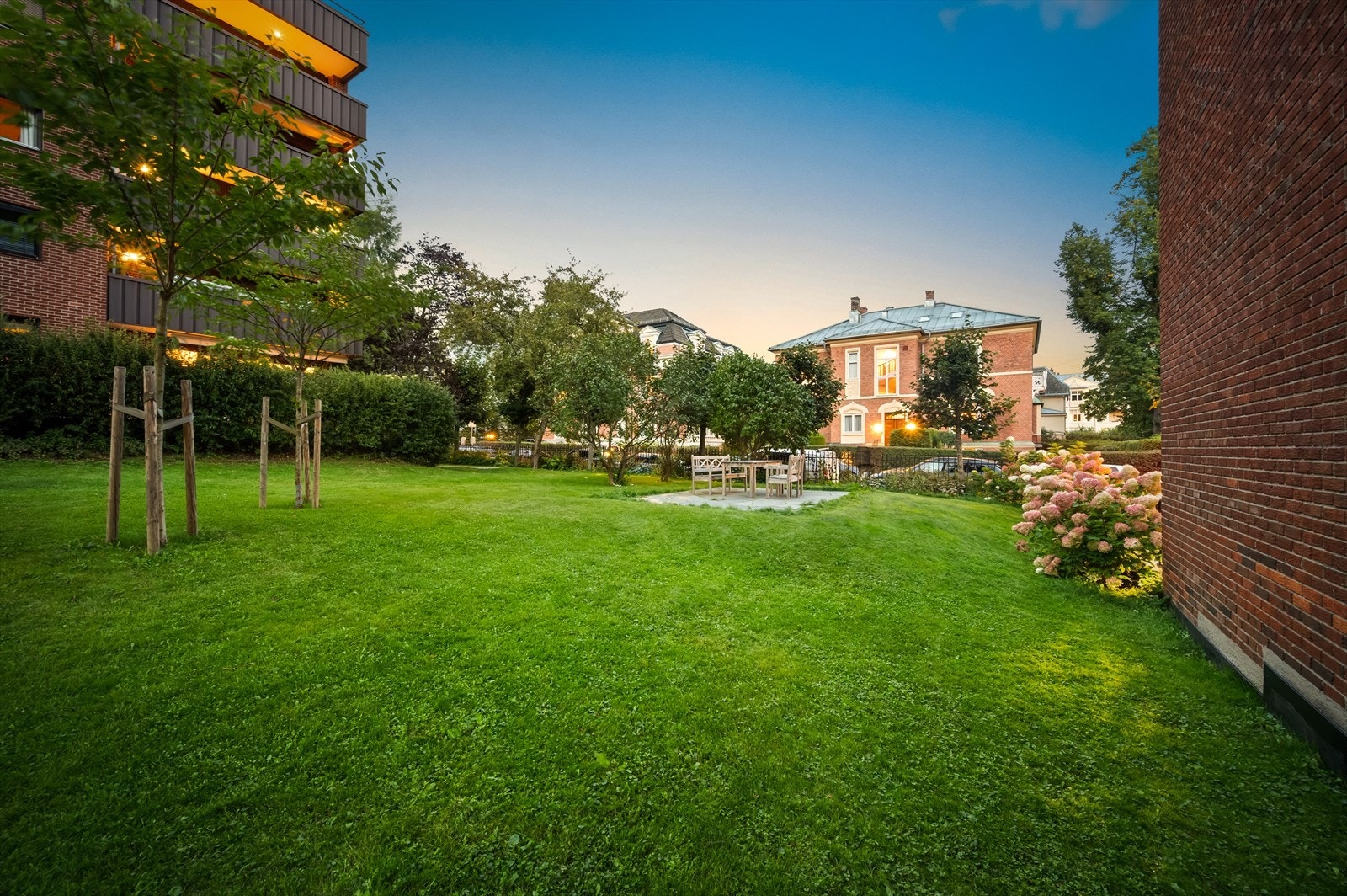 Tidemands gate er en stille sidegate på beste Frogner med alt av servicetilbud like utenfor døren. Galleribilde