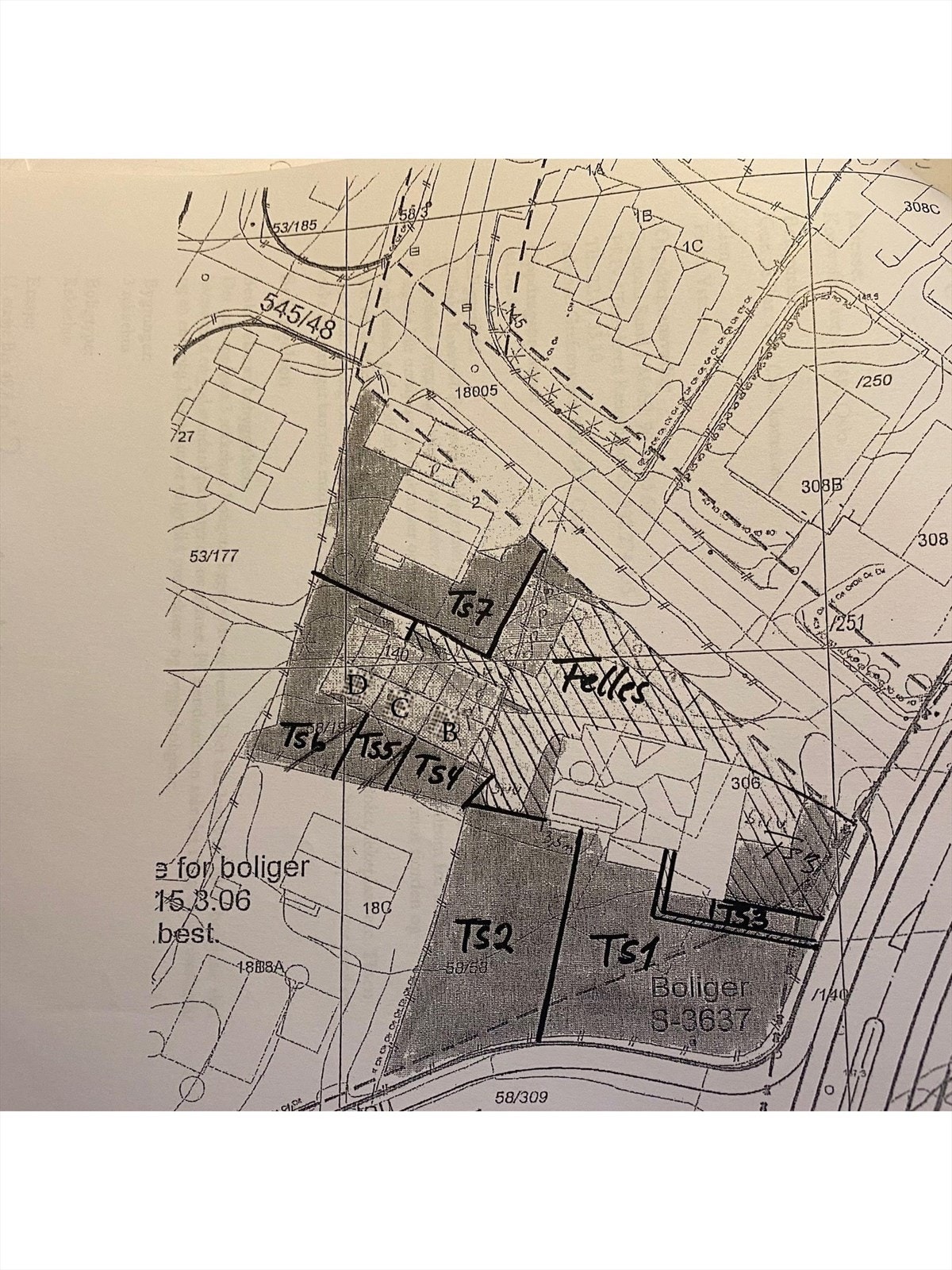 Denne seksjonen har avtalefestet bruksrett til en del av hagen på sydsiden av bygningen merket med TS2. Galleribilde