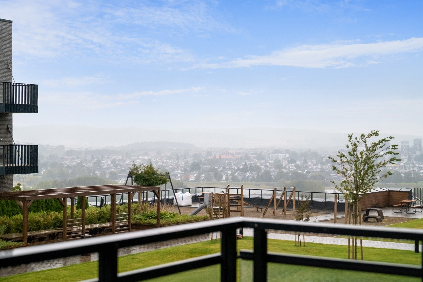 Utsikt fra balkongen fra soverommet. Galleribilde