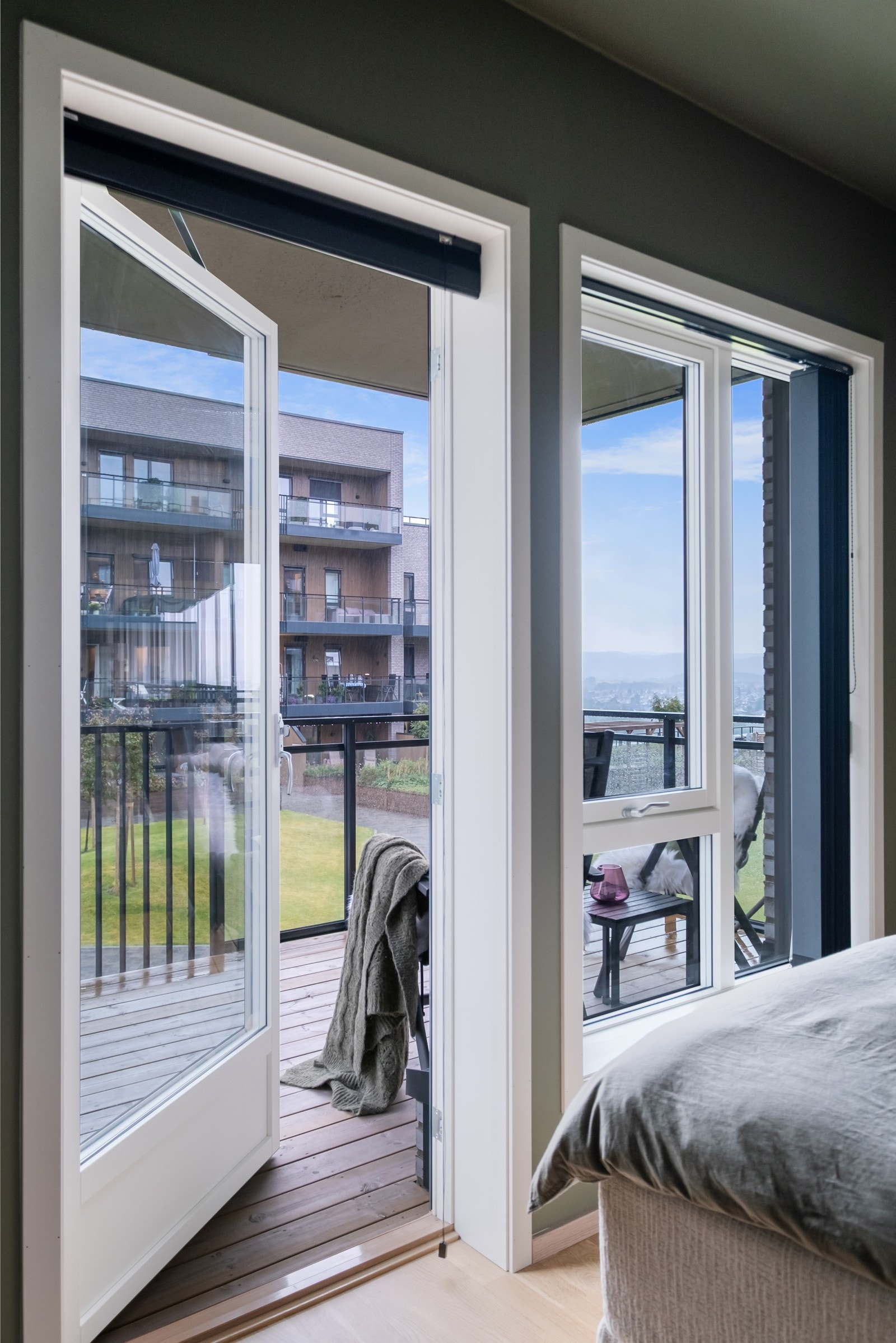 Adkomst til balkong fra hovedsoverom. Galleribilde