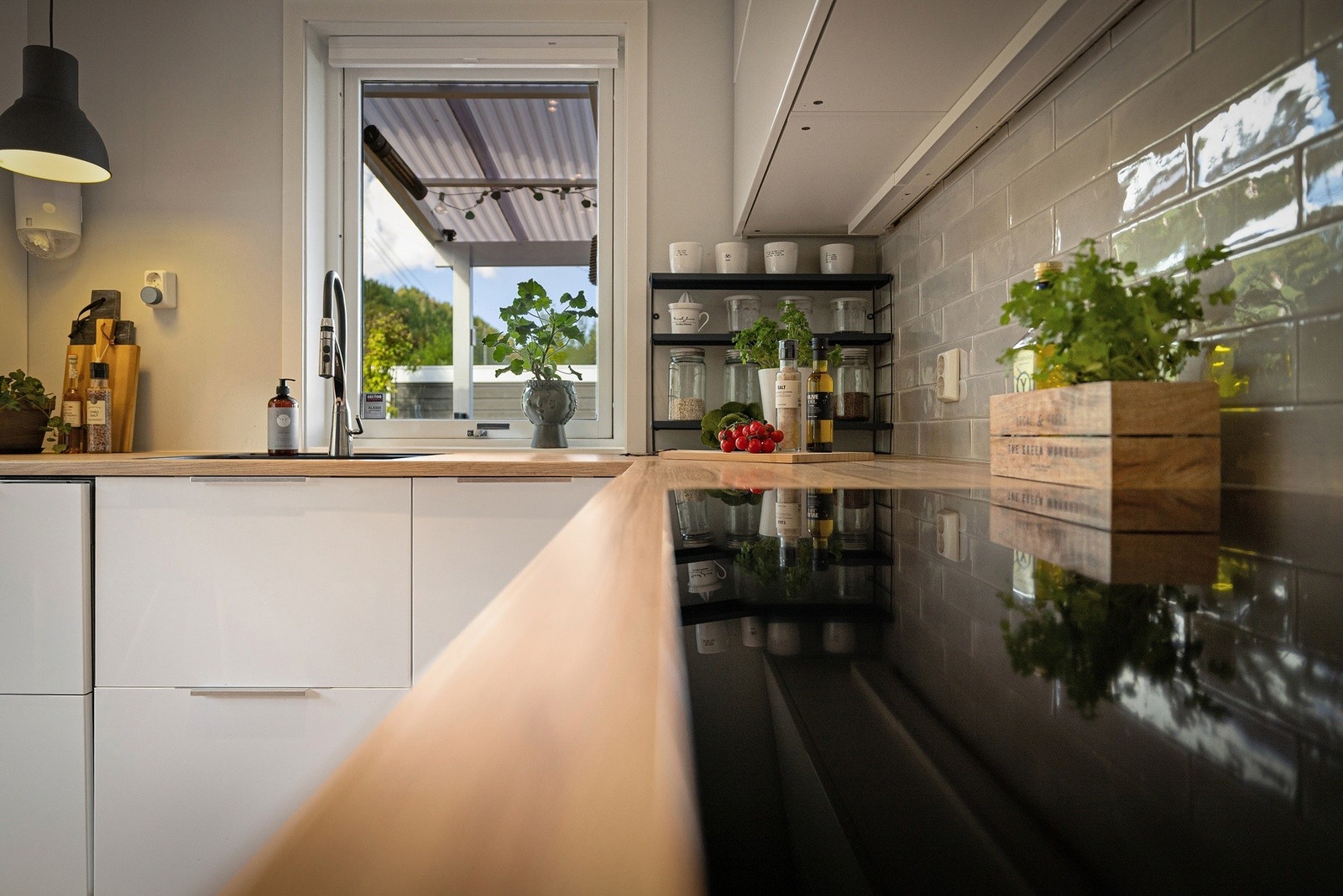 Induksjonstopp med 80 cm bredde. Galleribilde