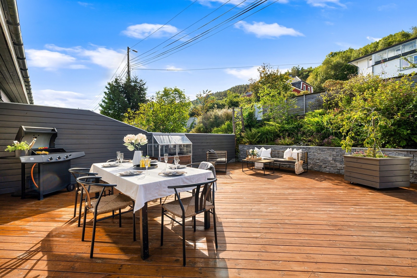 Det gjør det enkelt å klargjøre for utendørs måltid på fine sommerdager. Galleribilde