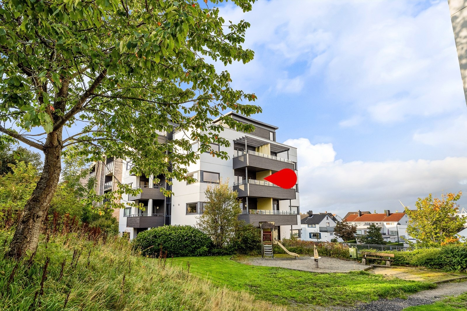 Sentralt plassert i et attraktivt område med gode transportmuligheter og nærhet til byens fasiliteter. Galleribilde