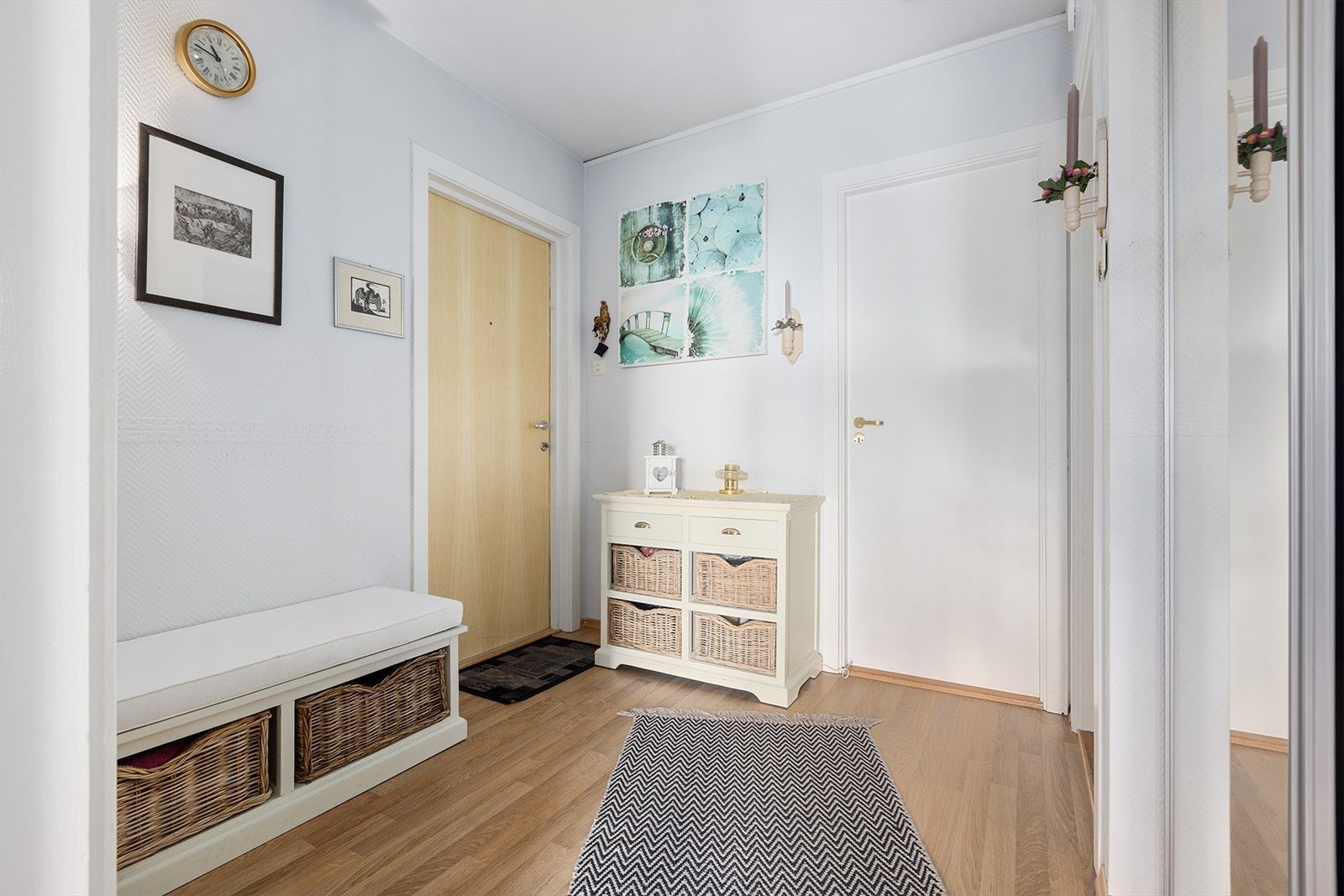 Stor entré/gang Galleribilde