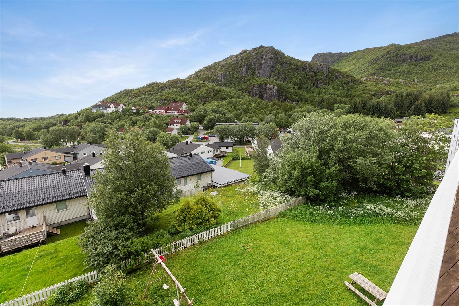 God utsikt og pent fellesområde Galleribilde