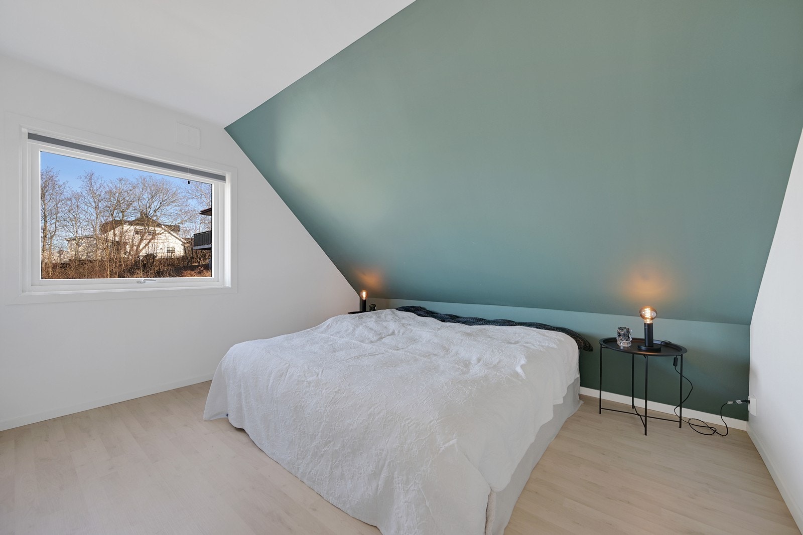 Soverom 2 av 3 i 2. etasje. Galleribilde