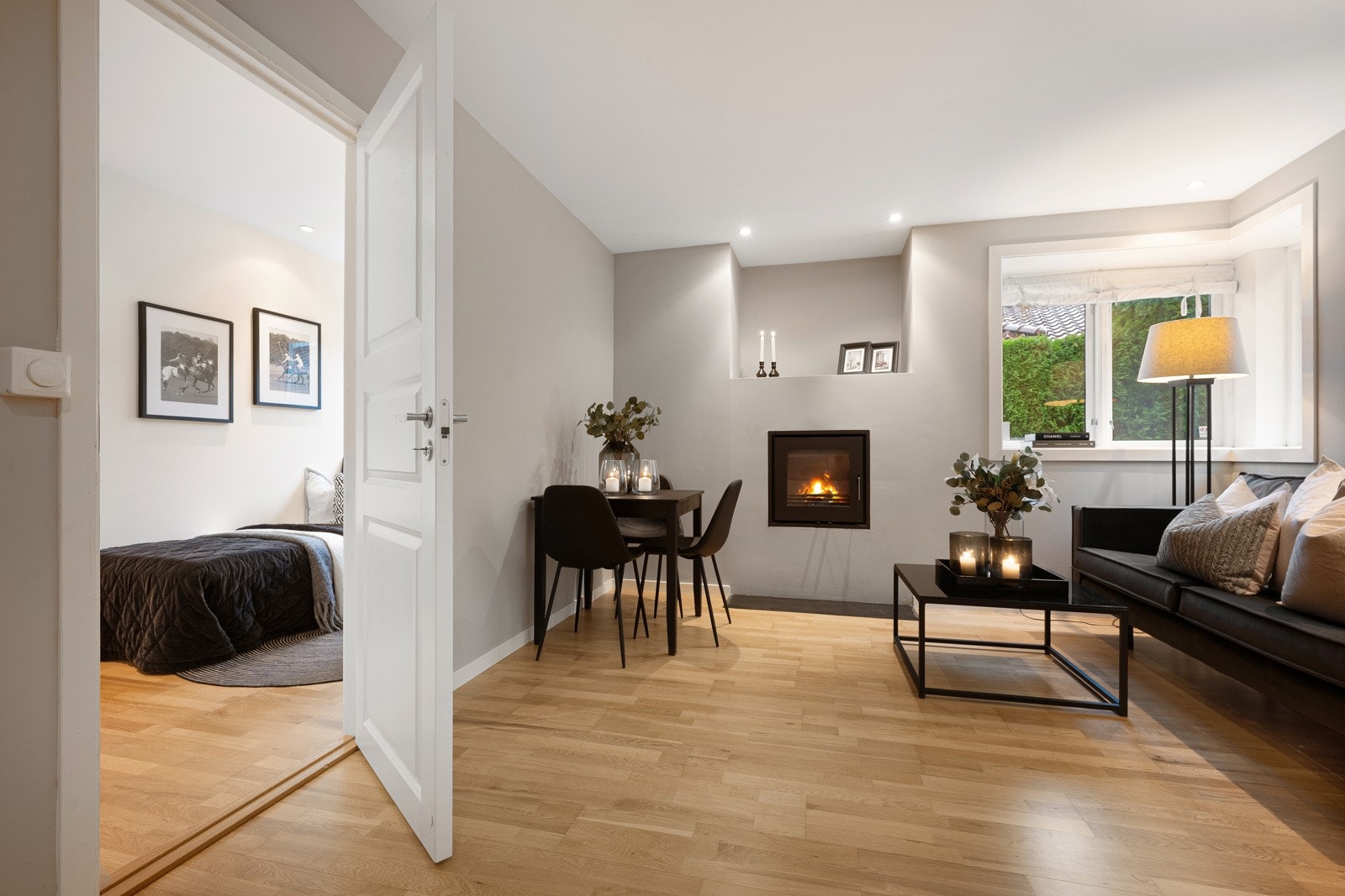 Peisestue som er gjort om til en hybel Galleribilde