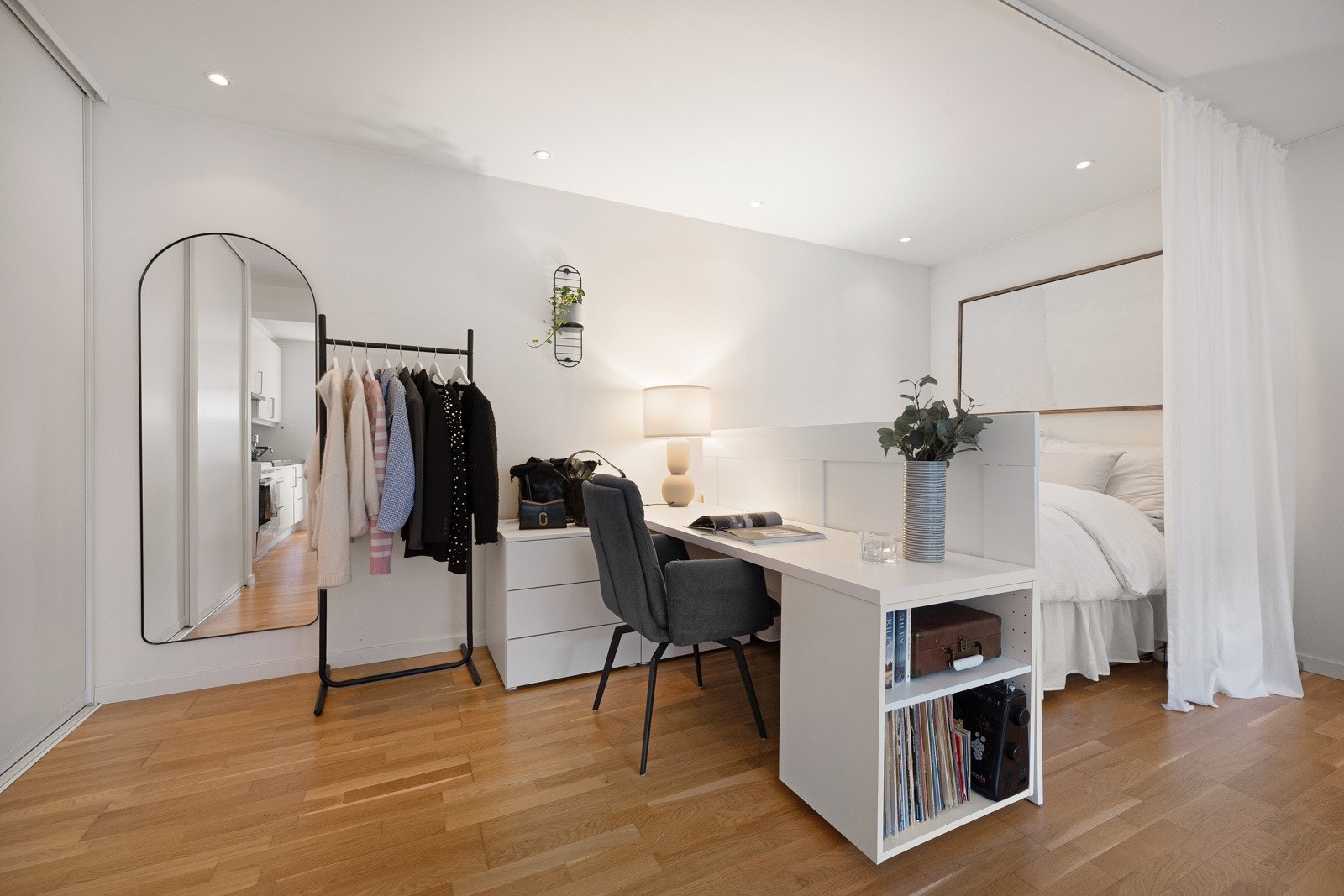 Hobbyrom/bod - med eget bad i tilknytning Galleribilde