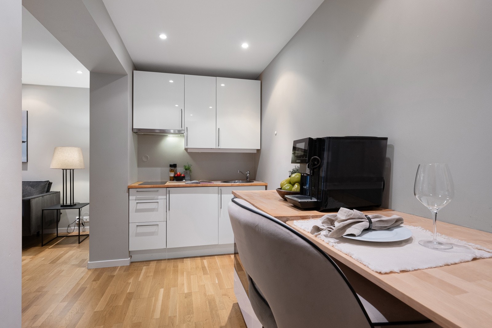 Peisestue som er gjort om til en hybel Galleribilde