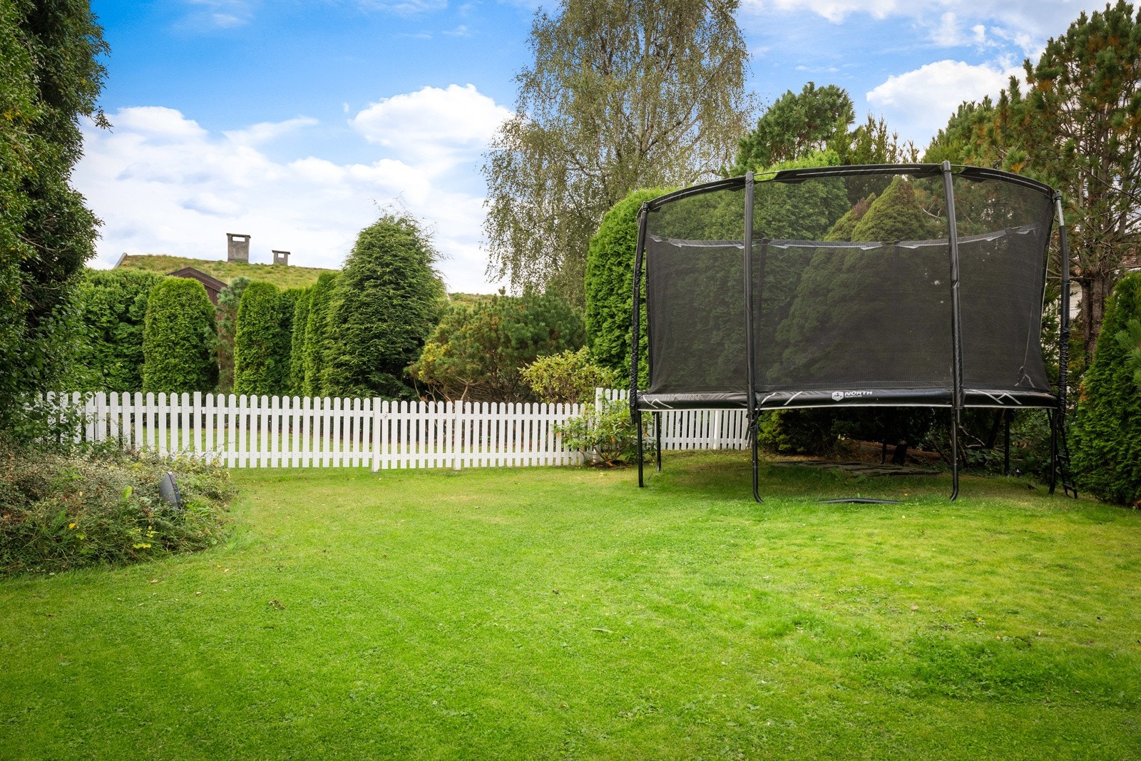 Flotte utearealer i sameiet - Felles robotklipper Galleribilde