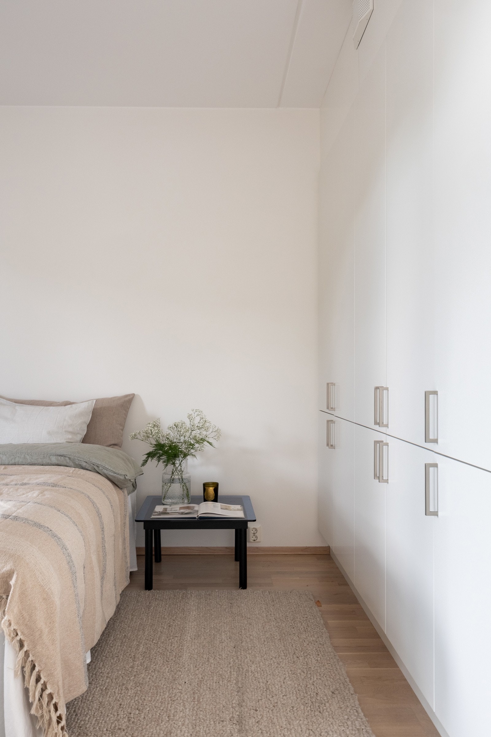 Hovedsoverom har meget godt med garderobe. Galleribilde