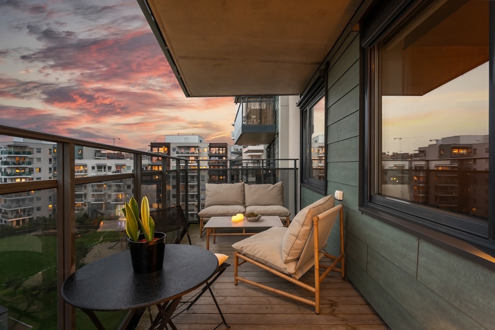 Balkong med gode solforhold Galleribilde