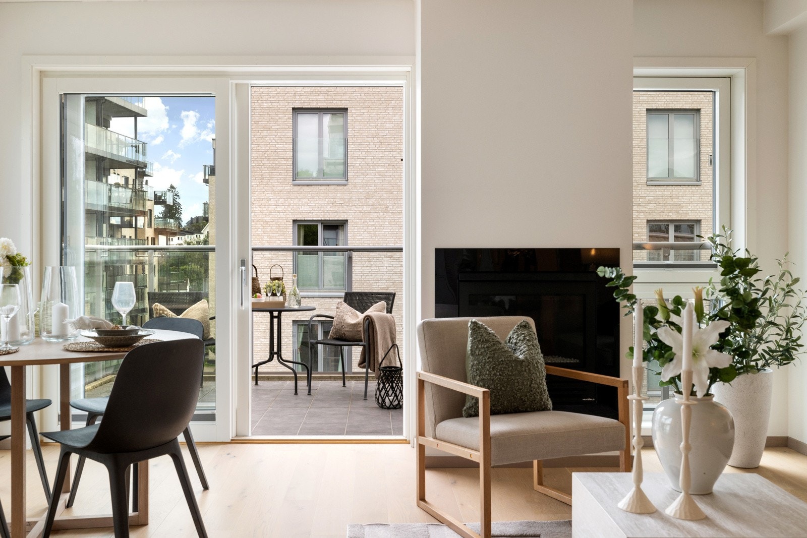 Herfra er det adkomst til leilighetens balkong Galleribilde