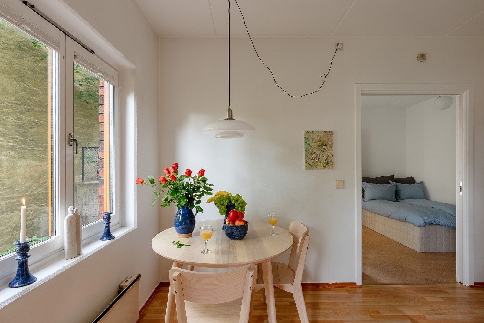 Takhøyden i stuen er ca. 2,64 meter Galleribilde