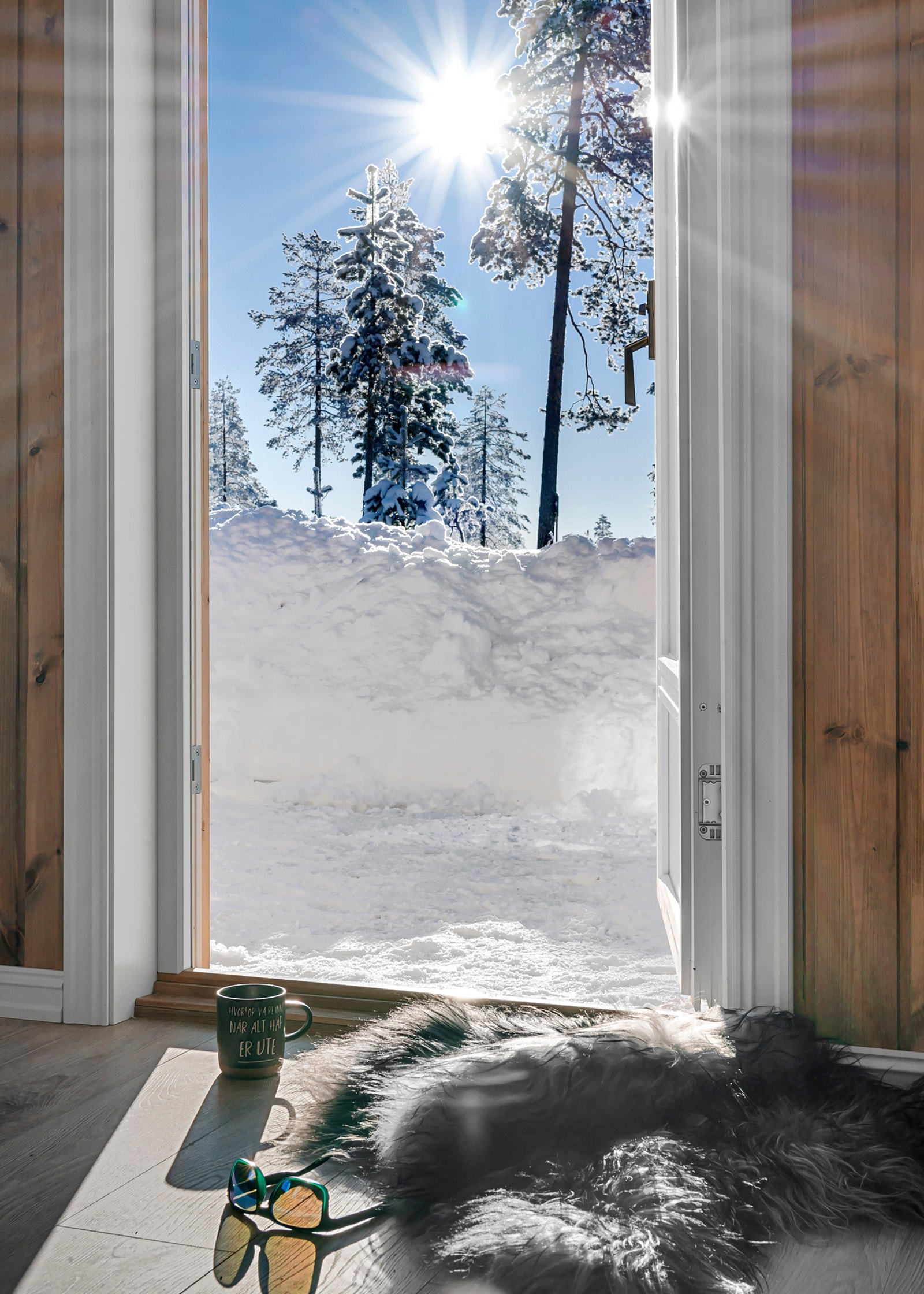 Her i Bjønnbekkmora får du sola og naturen rett inn i stua Galleribilde