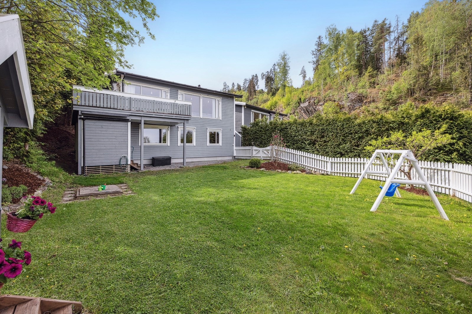 Hagen egner seg godt til opphold, lek og moro! Galleribilde