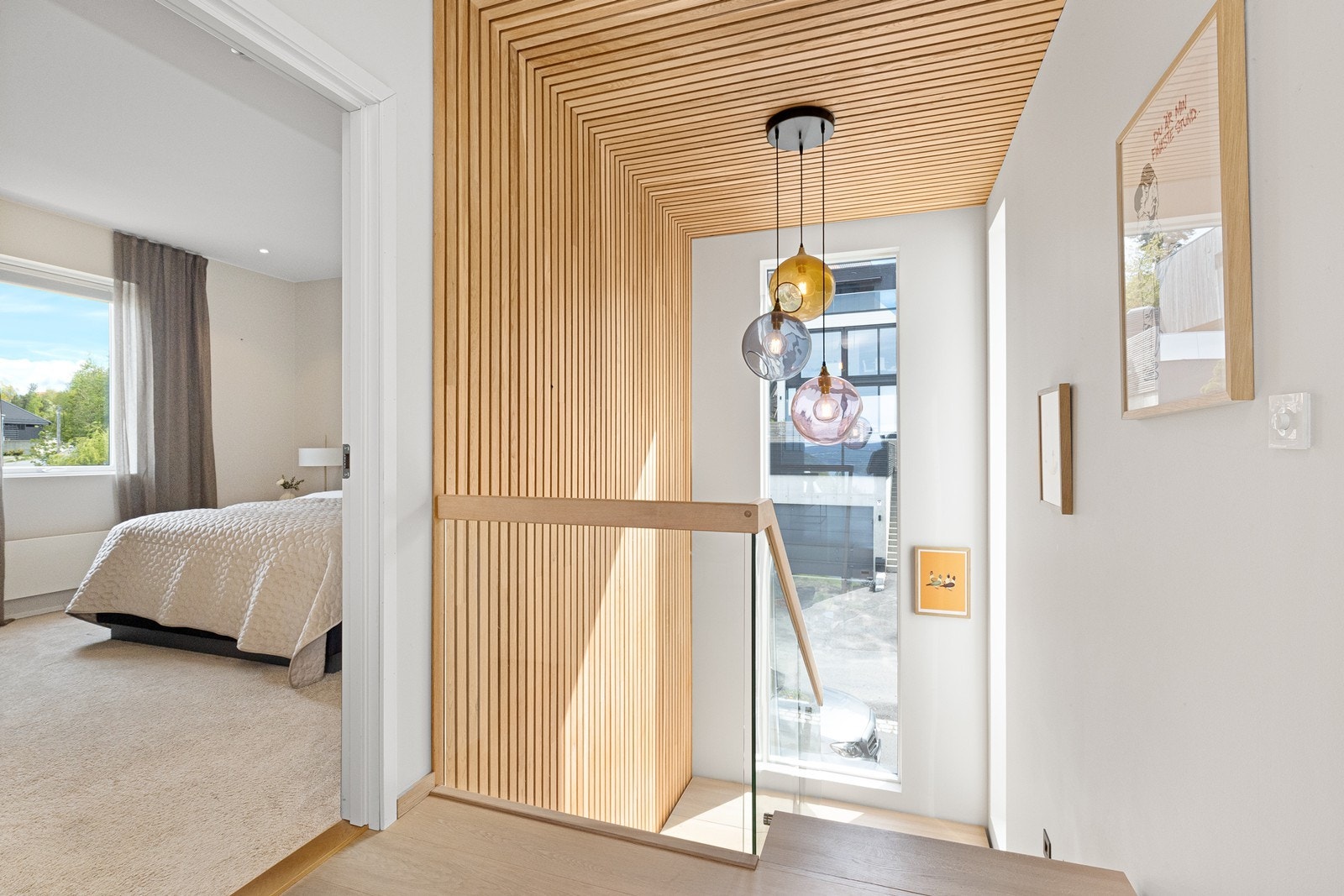 Hovedsoverom og trappehall. Galleribilde