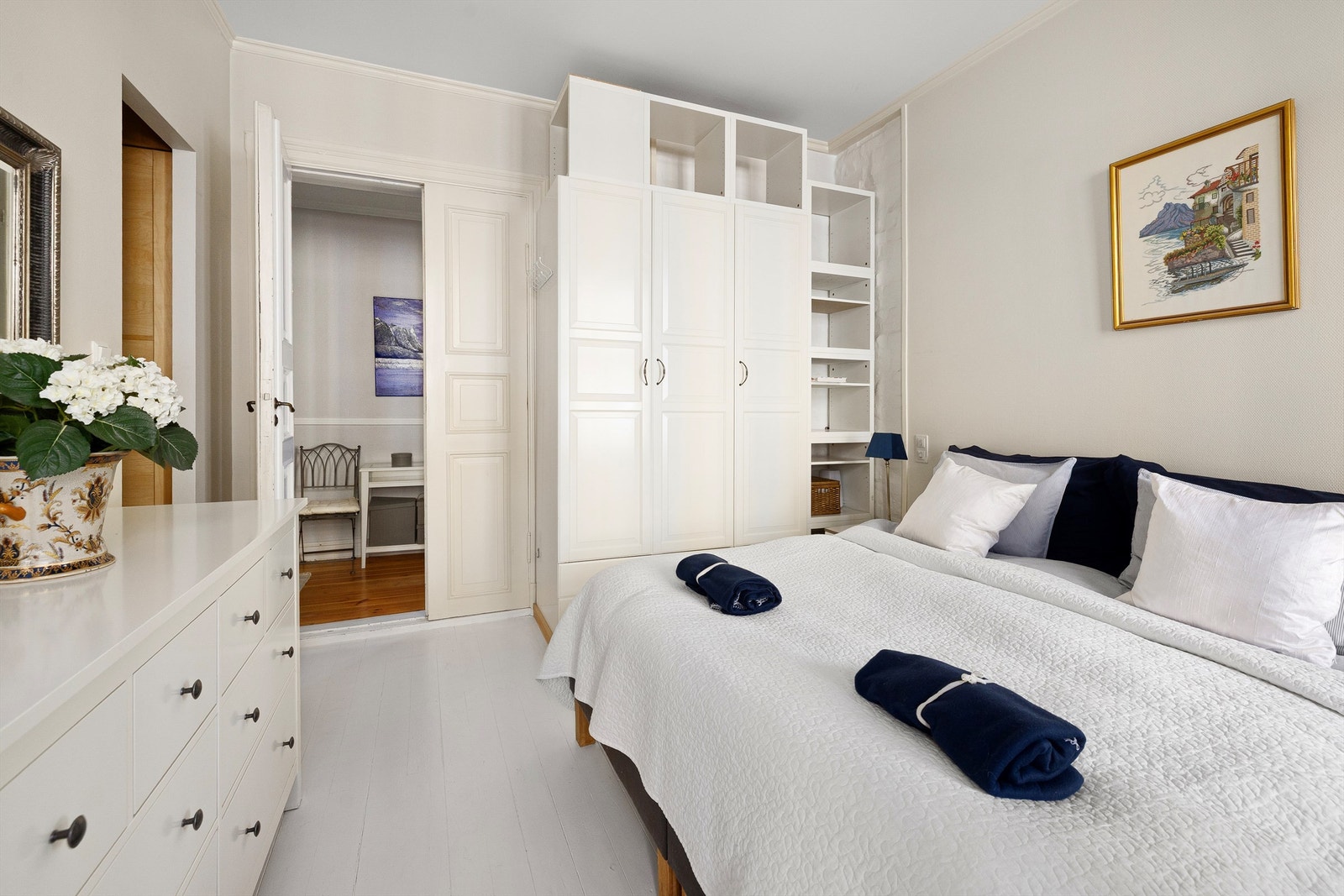 Soverom I Galleribilde