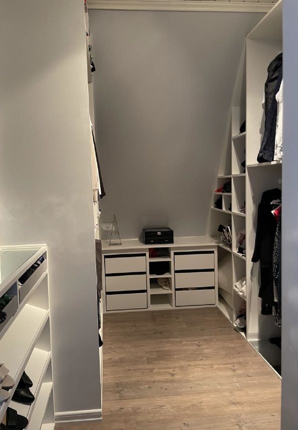 Walk in closet Galleribilde