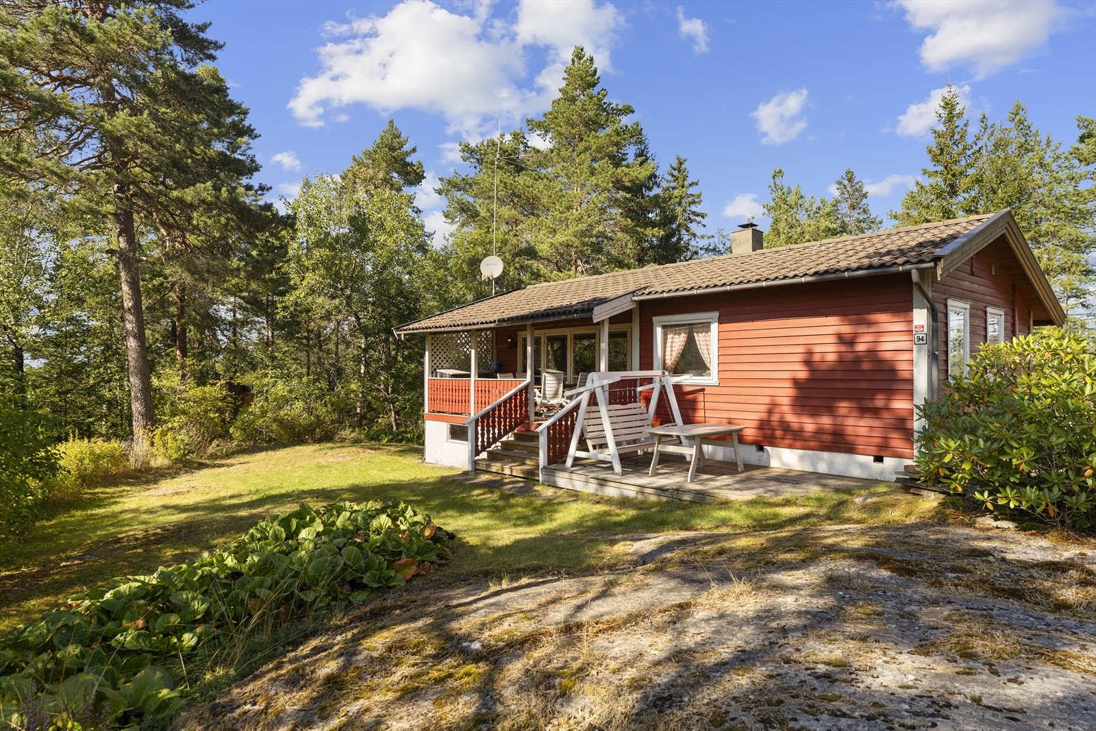 Velkommen til denne usjenerte fritidsboligen på Amundrud 94! Galleribilde