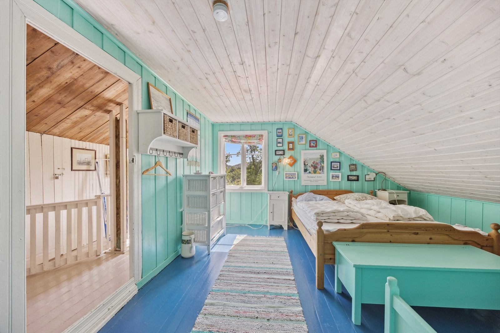 Soverom på loft. Galleribilde