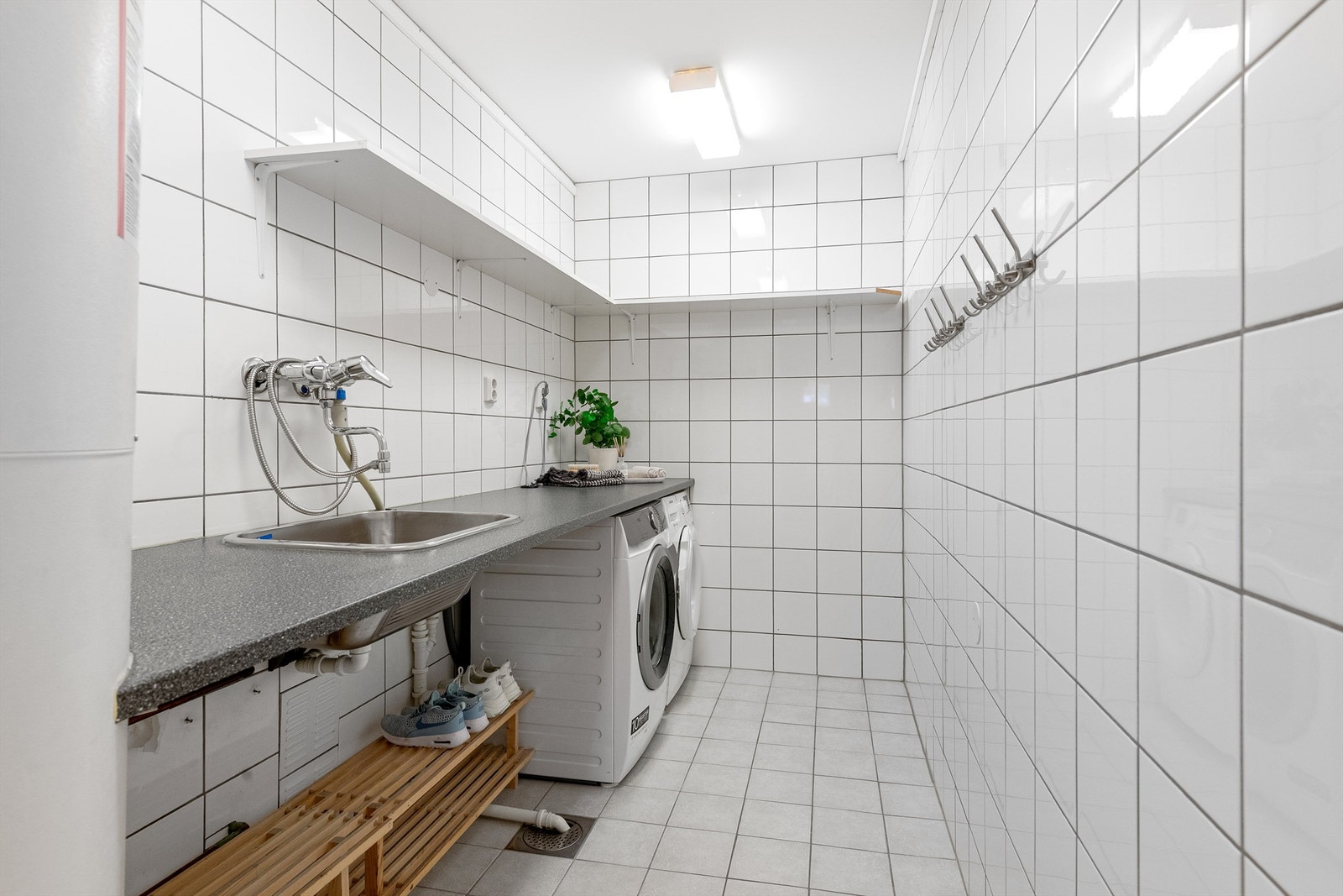 Vaskerom Galleribilde