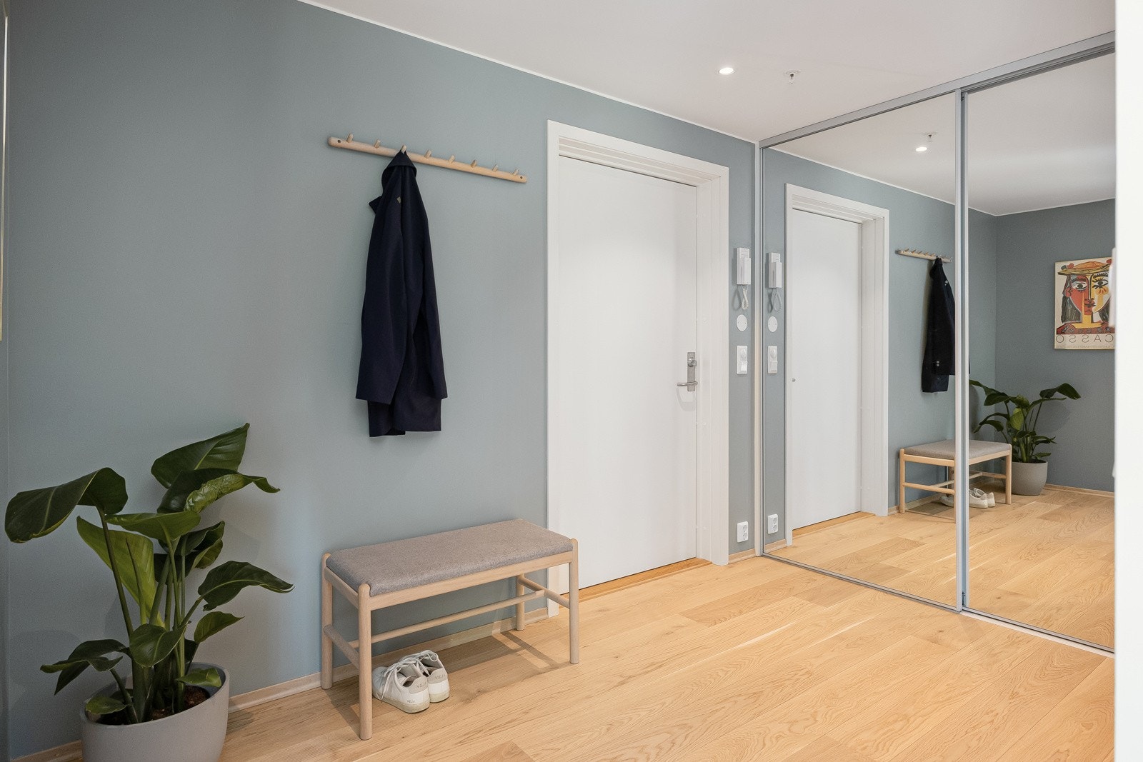 Leilighetens areal er 56 kvm i BRA-i. Galleribilde