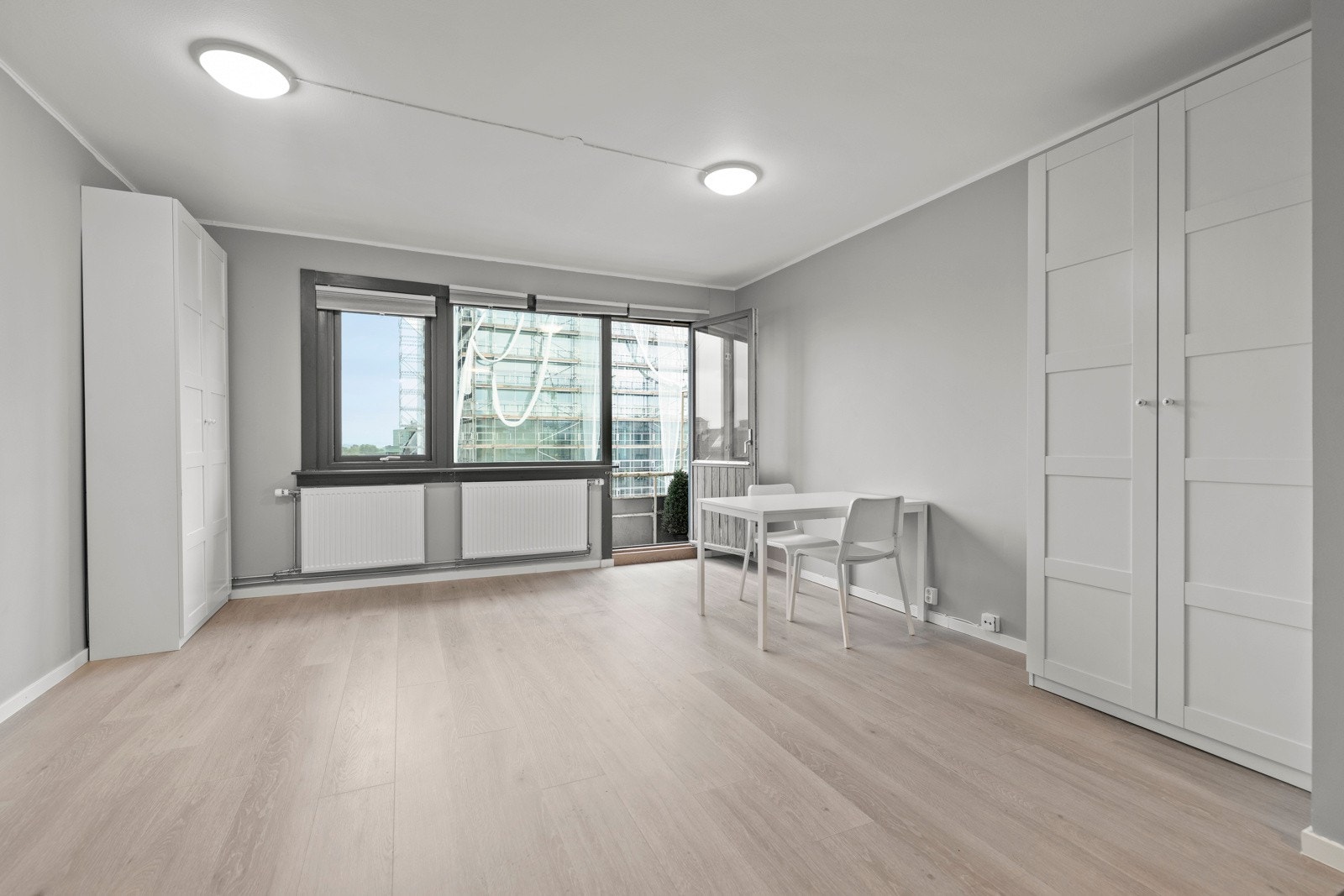 Fra stuen er det utgang til brannbalkong Galleribilde