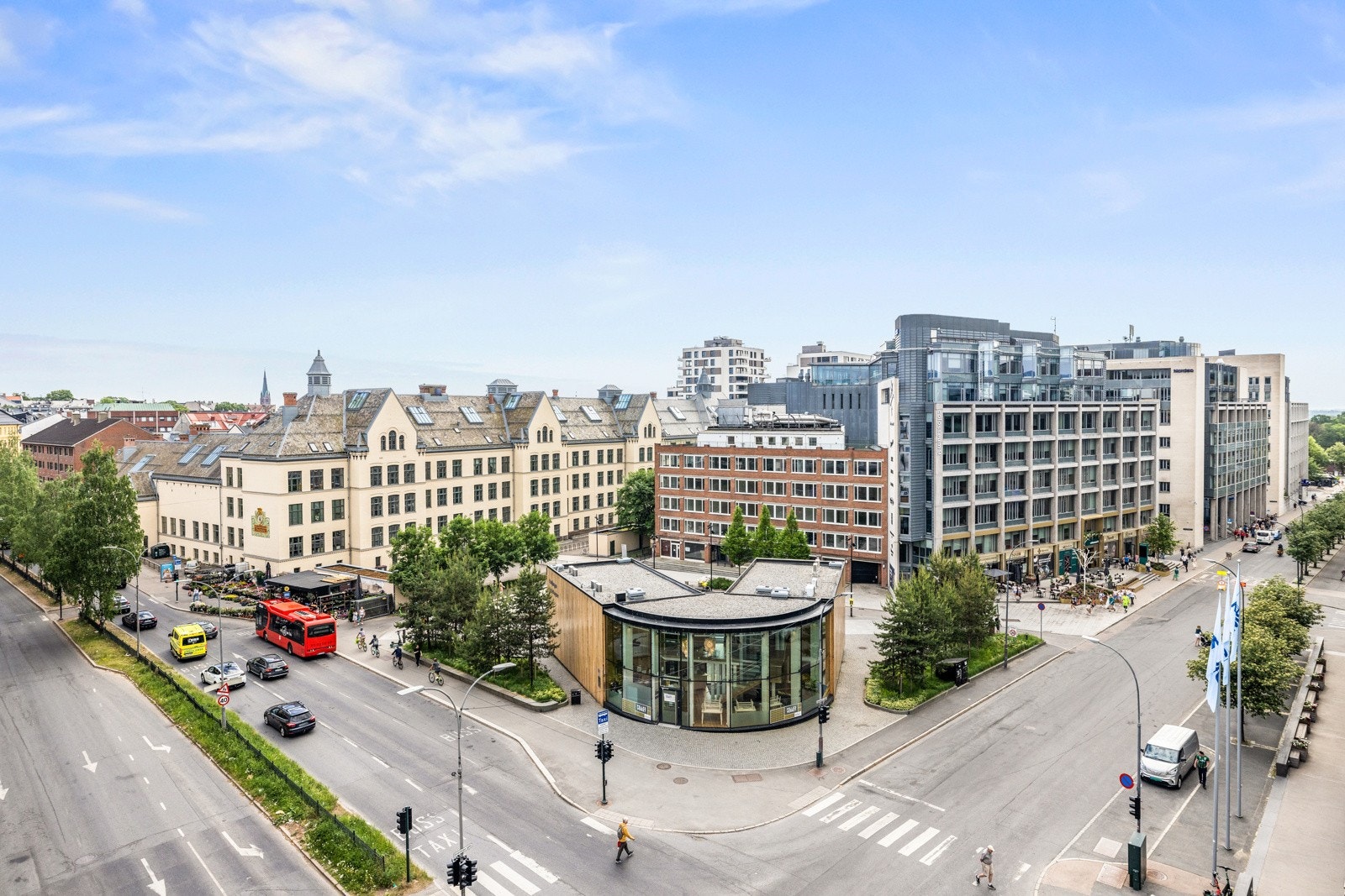 Privatmegleren Park v/Christian Falkenberg har gleden av å presentere en toppleilighet midt på Majorstuen! Galleribilde
