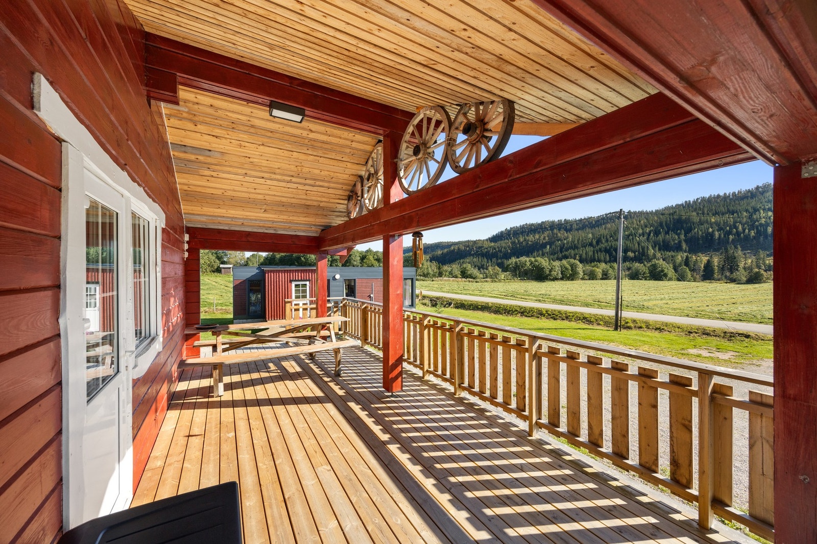 Takoverbygd terrasse Galleribilde