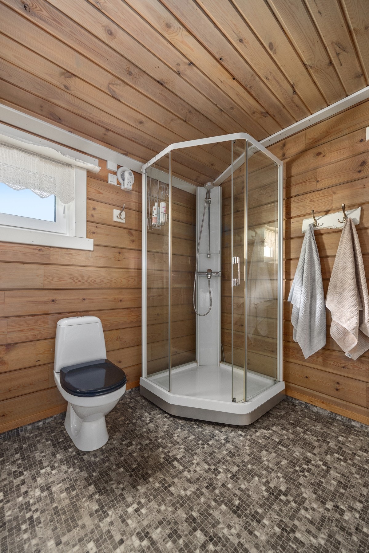 Det er gulvvarme på bad/vaskerom Galleribilde