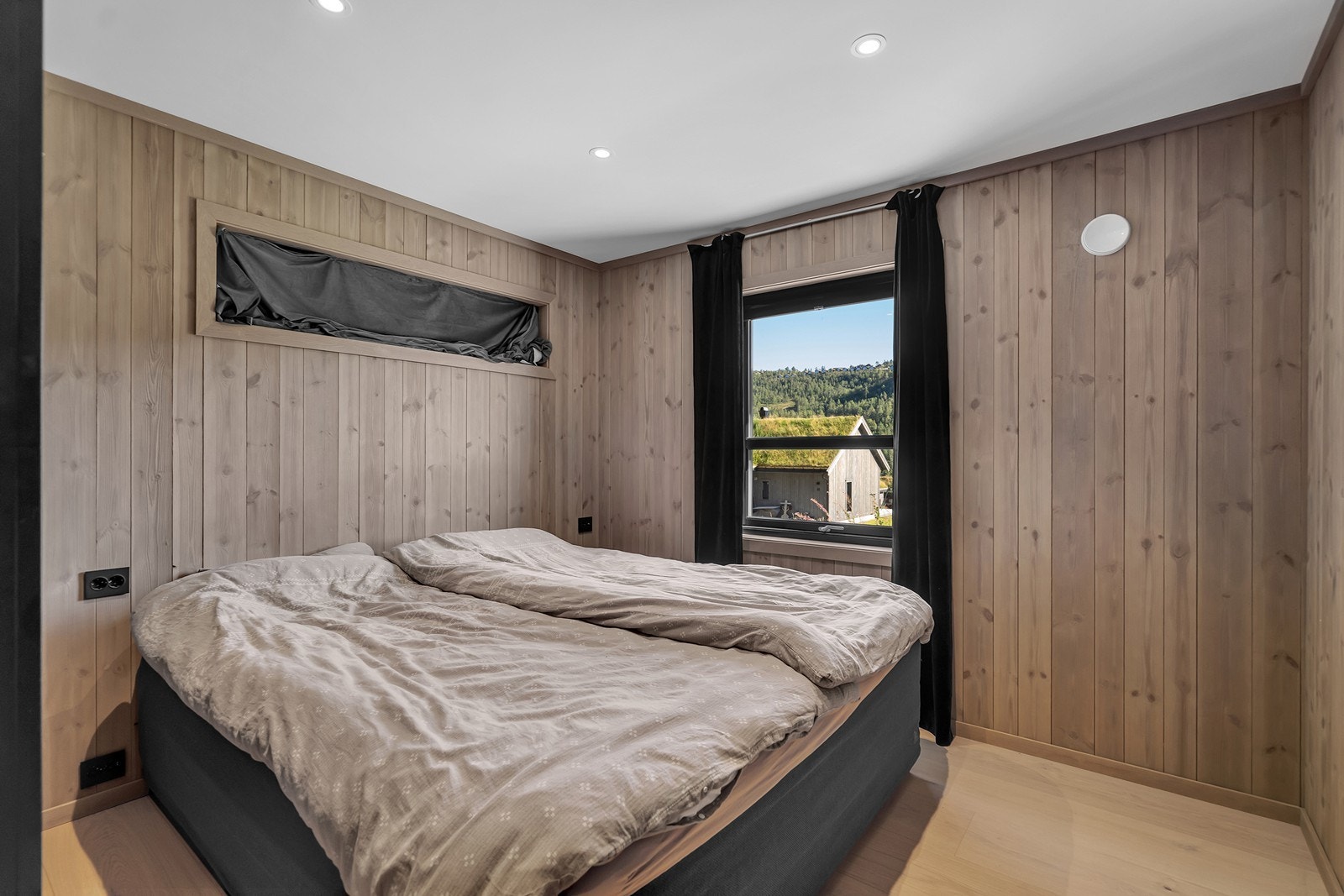 Soverom 1, 1. etasje Galleribilde