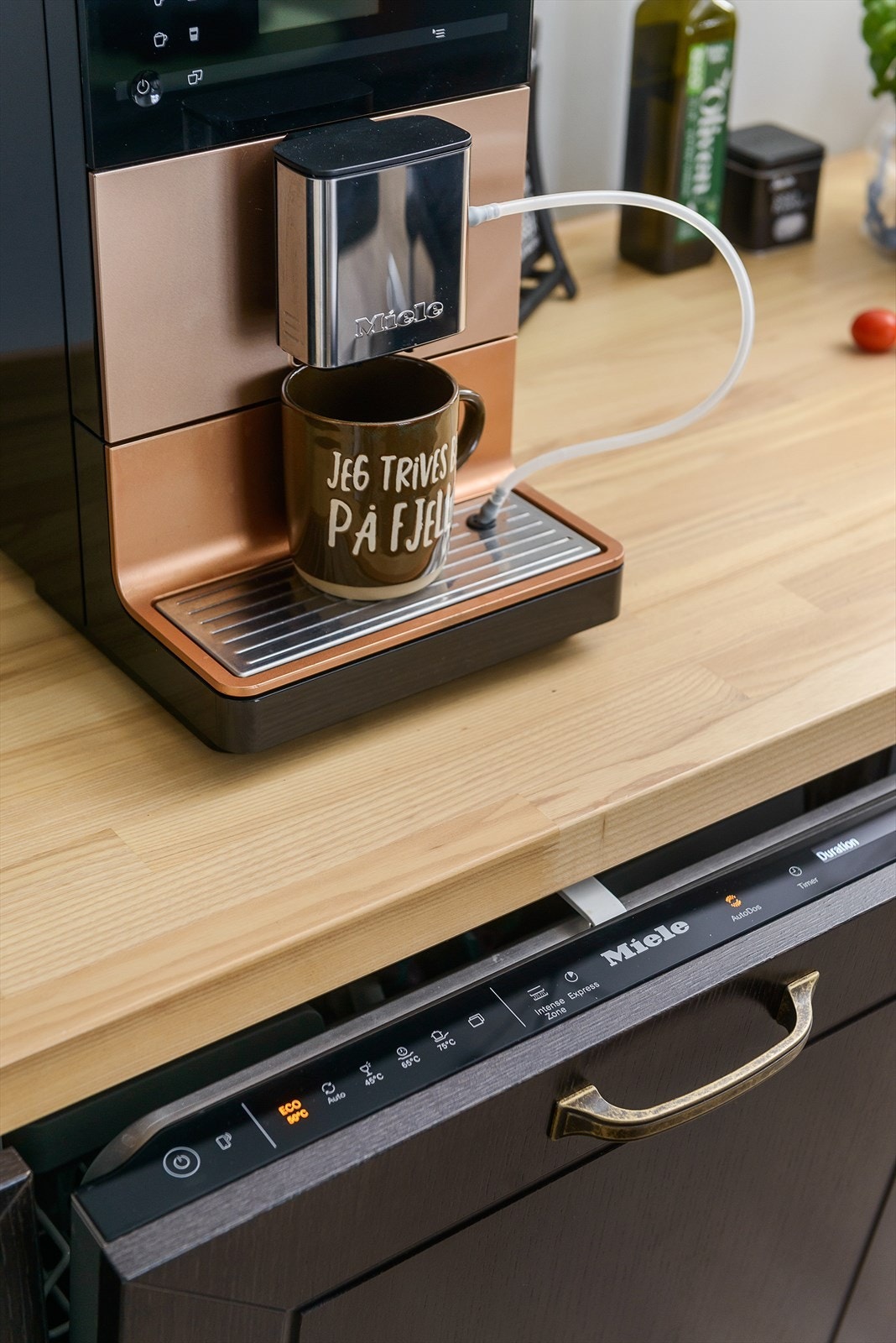 Miele oppvaskmaskin medfølger handelen. Galleribilde