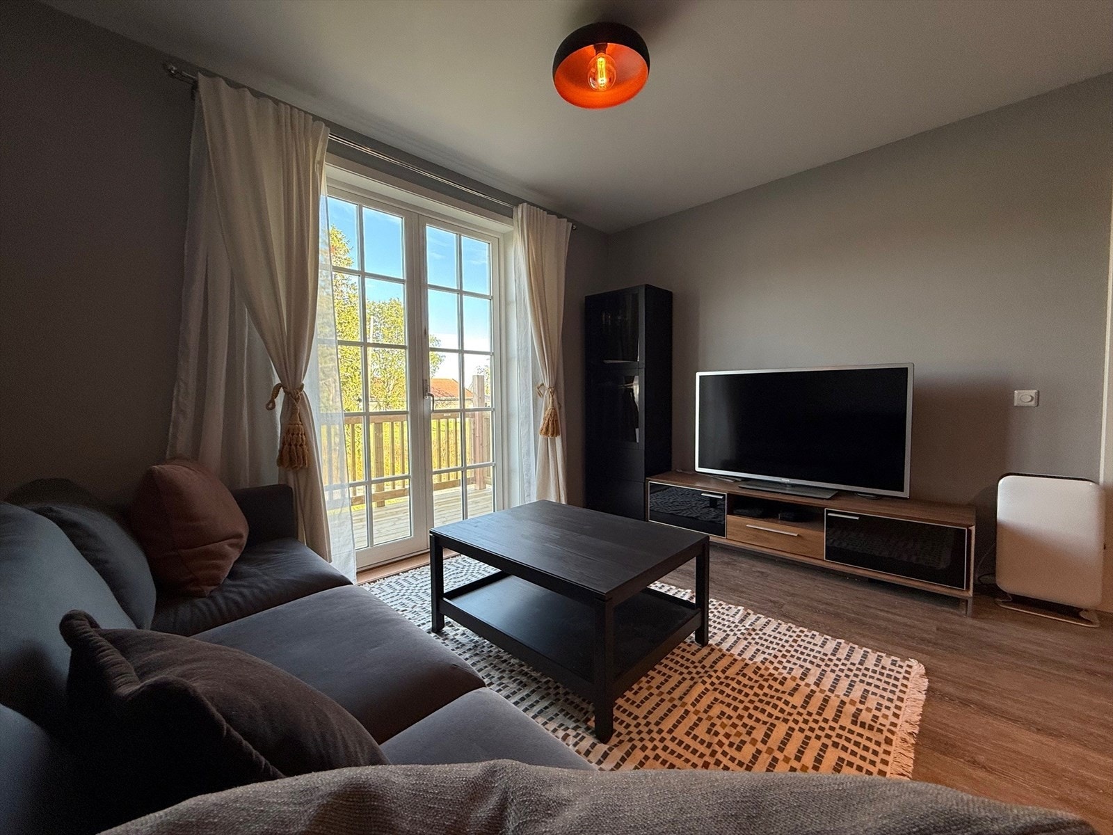 Leiligheten har nylig fått balkonger, med utgang fra stuen. Galleribilde