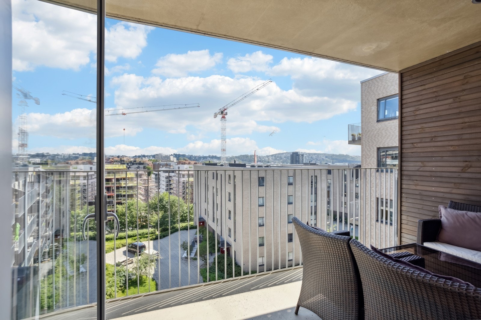 Utemøbler kan medfølge Galleribilde