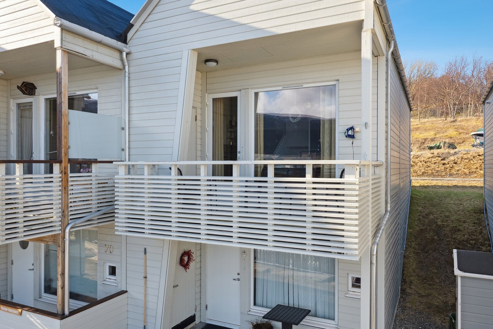 Veranda med utgang fra stuen. Galleribilde